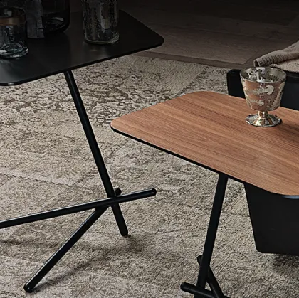 Tavolino con base in acciaio e piano in cristallo o legno Laser Cattelan Italia