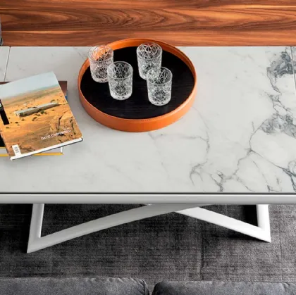 Tavolino allungabile con piano in ceramica effetto marmo Dakota di Calligaris
