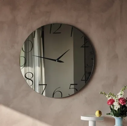 Specchio Orologio in cristallo specchiato serigrafato Moment di Cattelan Italia