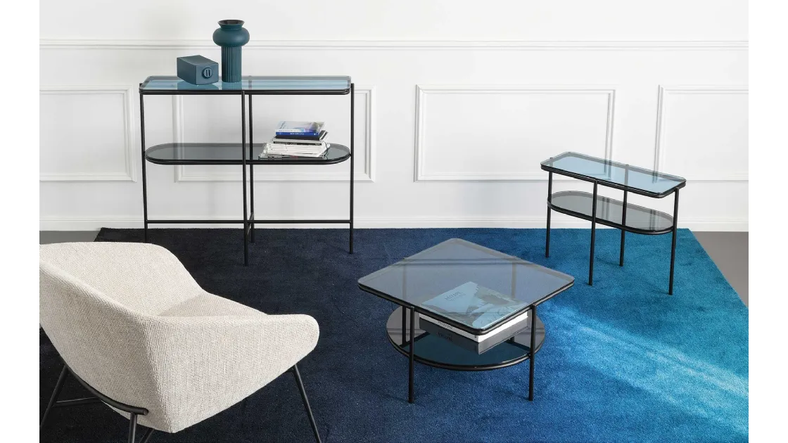 Tavolino con doppio piano in vetro e struttura in tubo di metallo Puro di Calligaris