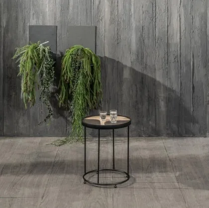 Tavolino Alok in legno con inserto in pietra e struttura in metallo di Stones