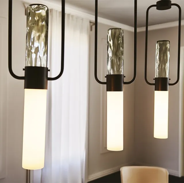 Lampada a sospensione in ferro brunito con paralume in vetro Bamboo di Cattelan Italia