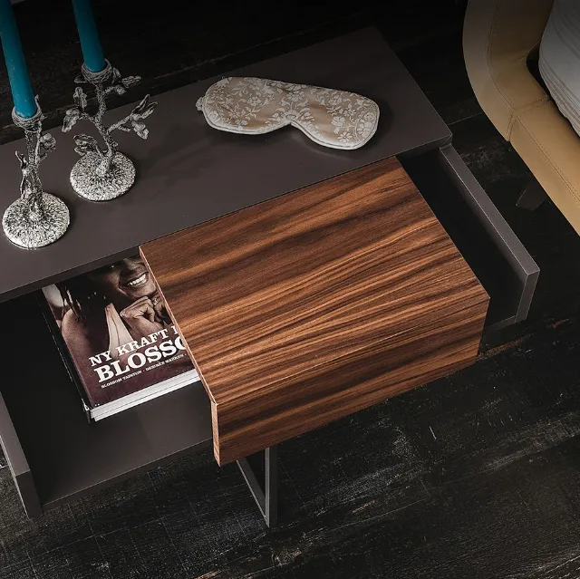 Comodino in legno con struttura in acciaio Dante di Cattelan Italia
