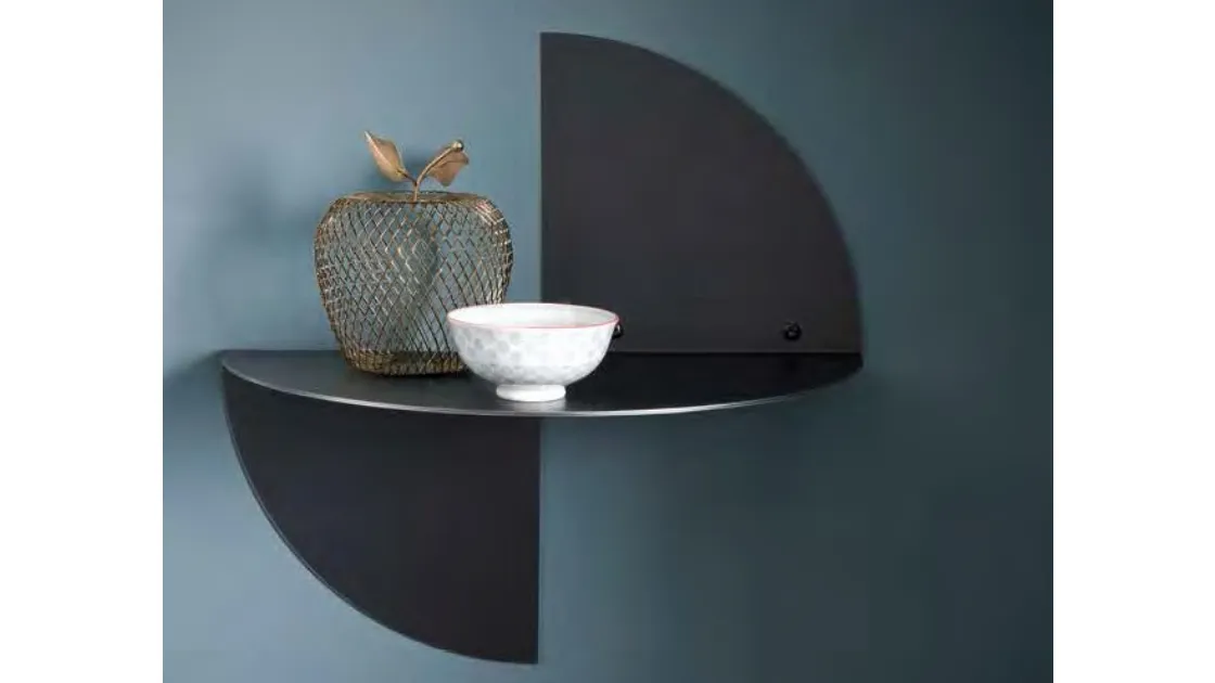 Comodino di design Petalo in ferro di Alta Corte