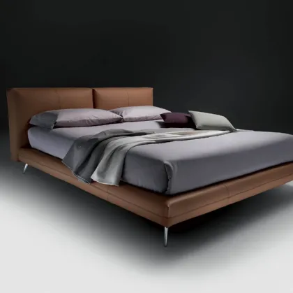 Letto in pelle con secret box e testiera imbottita Kuna Levante di Bontempi Letti Design