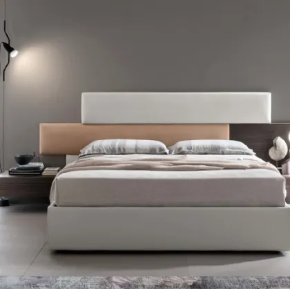 Letto con testiera sfalsata in ecopelle con comodino e luce integrati Bumpy di Maronese Acf