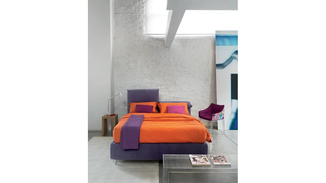 Letto in tessuto con testiera regolabile Jenny di Bontempi Letti Design