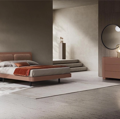 Letto Levante in laccato opaco con testiera di Alf Da Frè