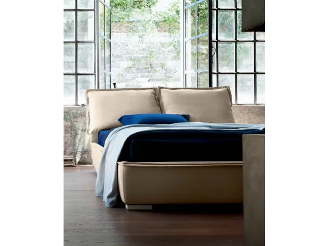Letto in tessuto con testiera unita Sandy di Bontempi Letti Design