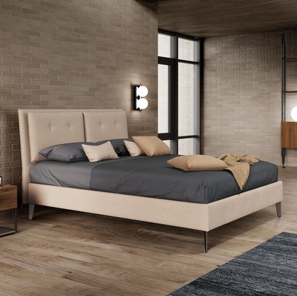 Letto imbottito Stuart di Novaluna