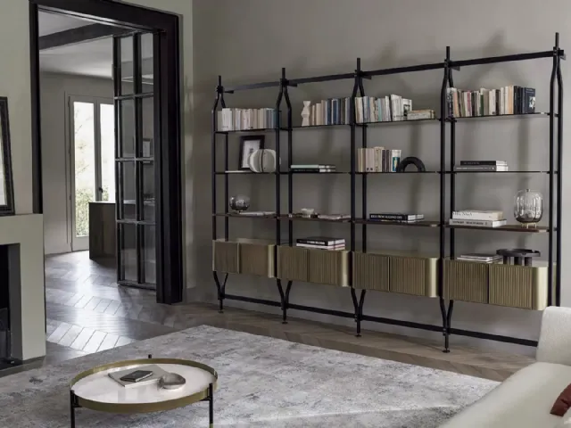 Libreria Charlotte a parete in acciaio laccato di Bontempi