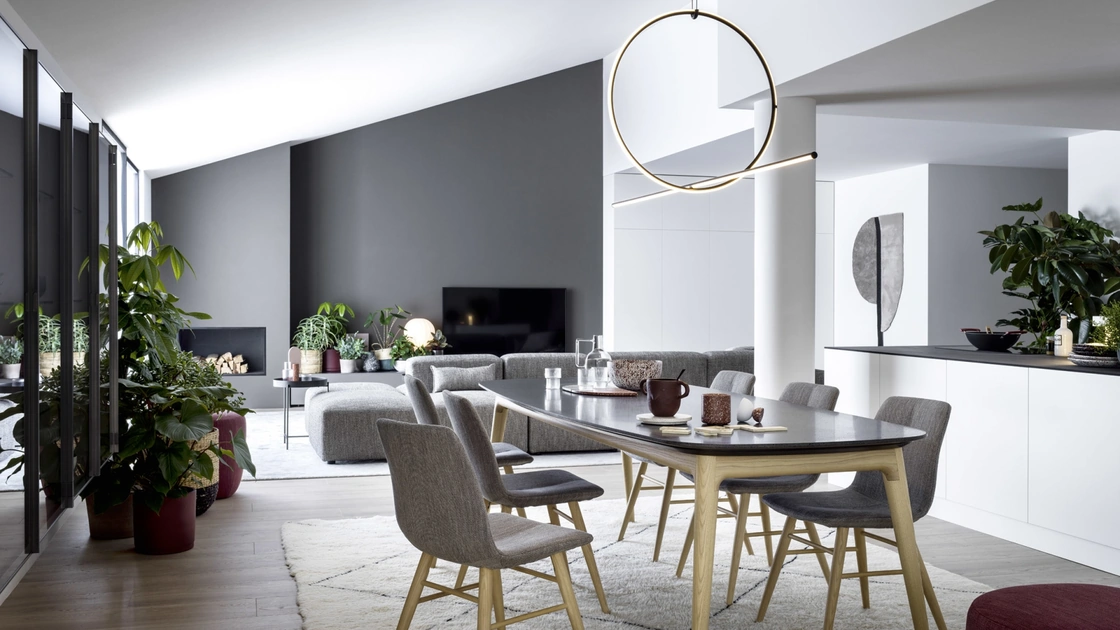 Tavolo Hanami con top in marmo di Novamobili