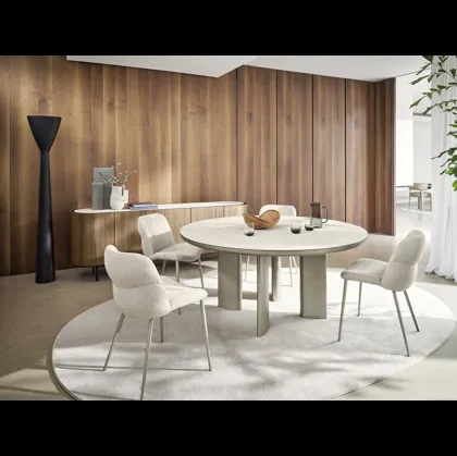 Tavolo Sandy rotondo con piano in legno di Calligaris