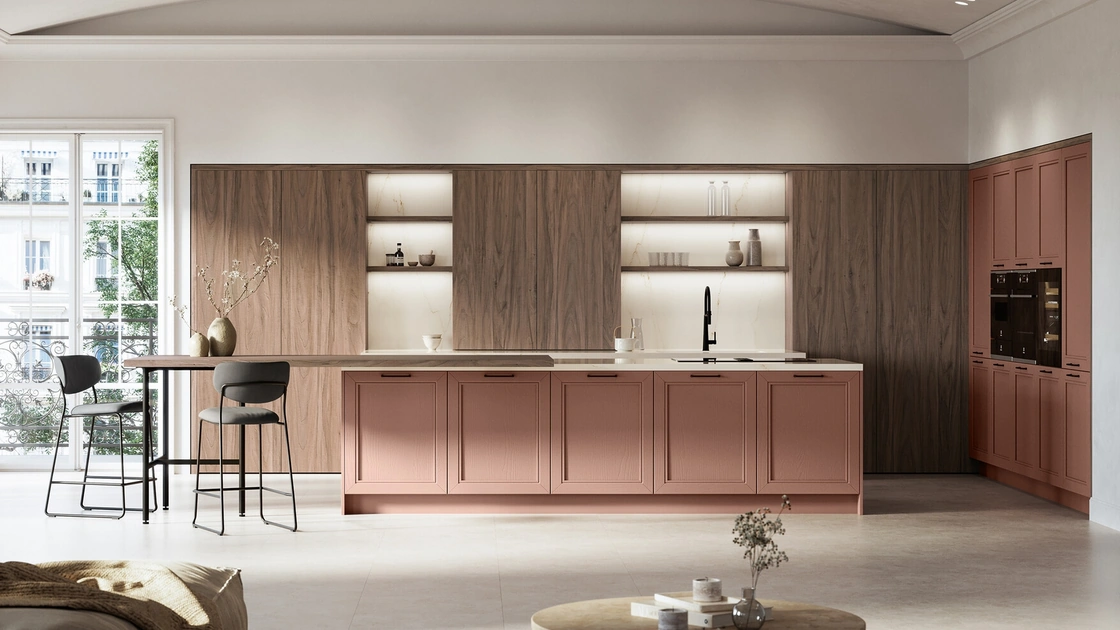 Cucina Classica in laccato a poro aperto con isola Opera di Arredo3