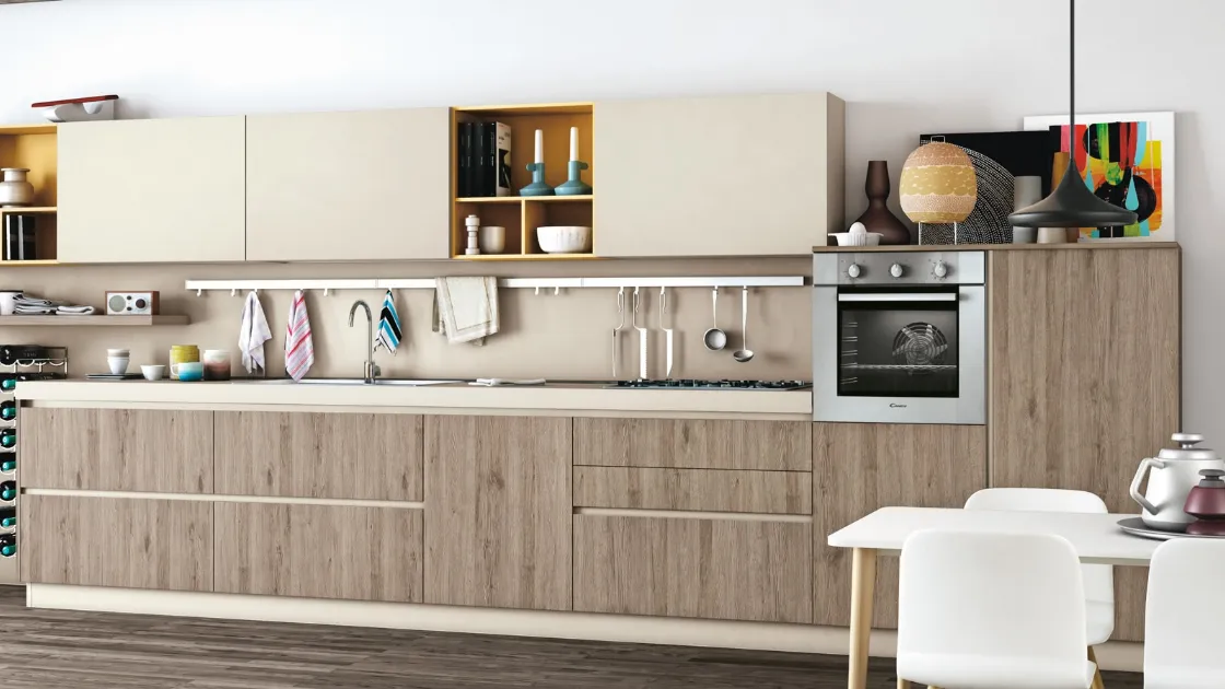 Cucina Moderna lineare Ank finitura Rovere Corteccia e laccato opaco Beige di Creo