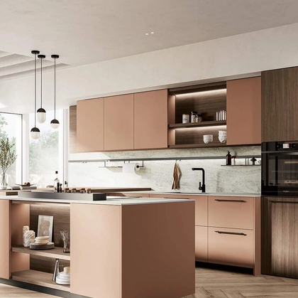 Cucina Moderna con penisola Domino Composizione 02 in laccato rosa petalo di Prima Cucine