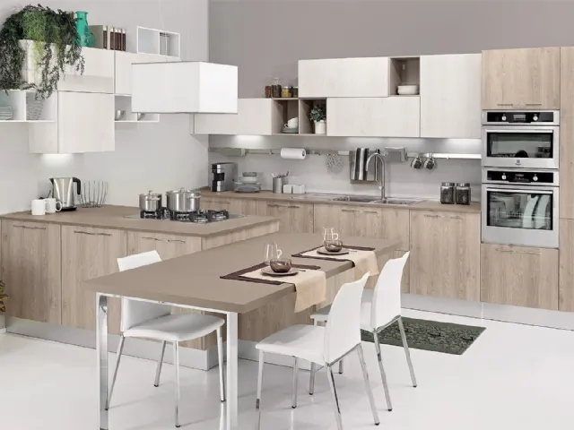 Cucina Moderna con penisola Kyra 04 finitura Rovere Cipria e Bianco spazzolato di Creo