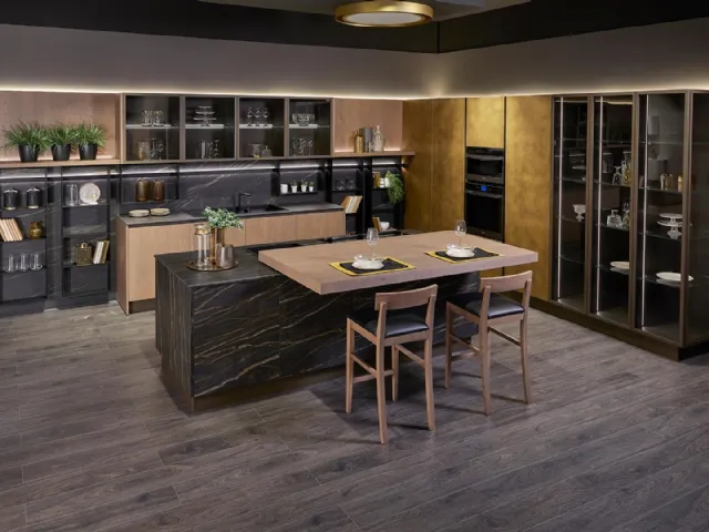 Cucina Moderna con isola Clover Design 07 in Rovere, Gres e Ottone di Lube