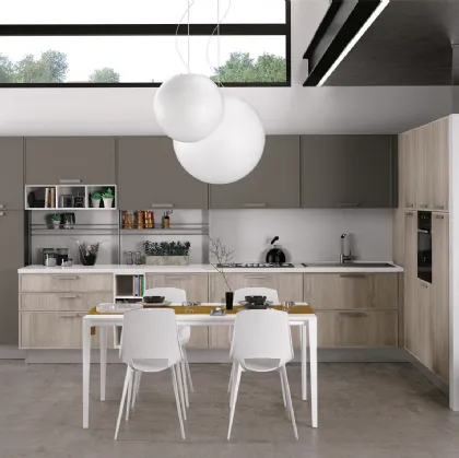 Cucina Moderna angolare Rewind 08 finitura Rovere gessato e laccato opaco Grigio Piombo di Creo