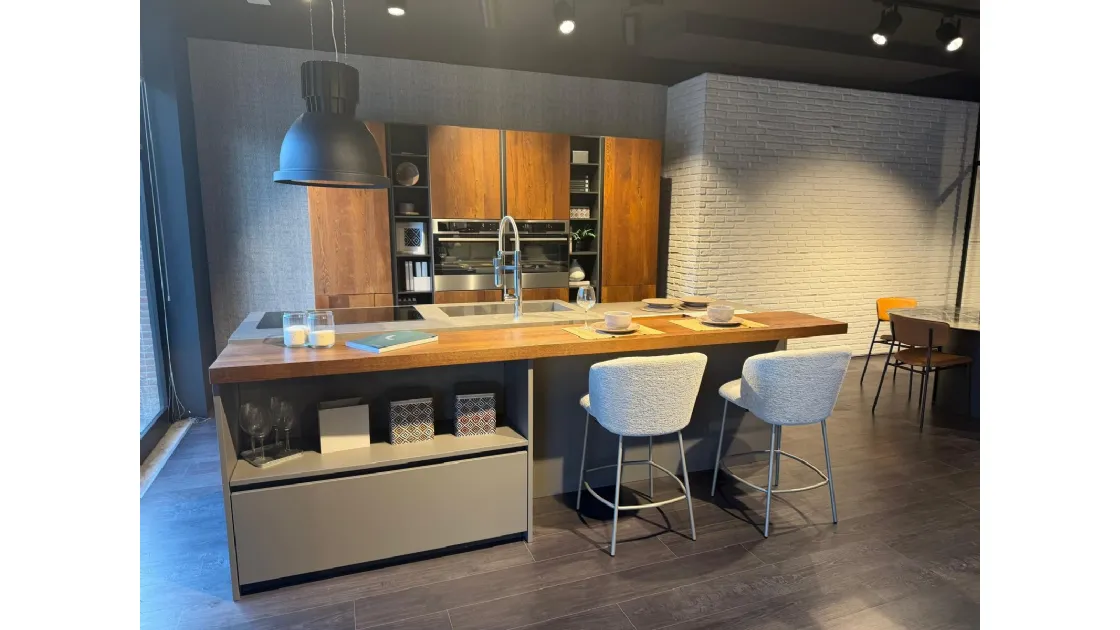 Eleganza contemporanea, Modello Oltre Bridge