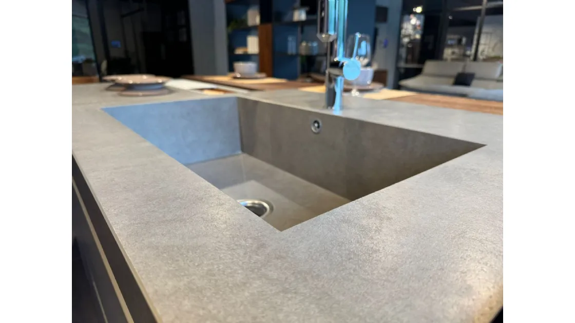 Eleganza contemporanea, Modello Oltre Bridge