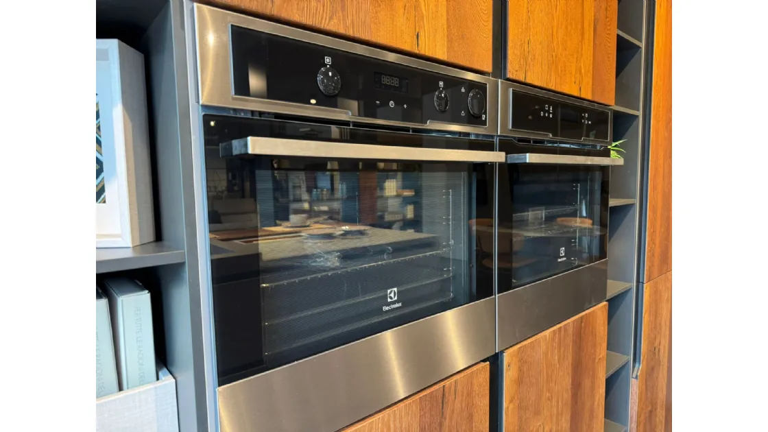 Eleganza contemporanea, Modello Oltre Bridge