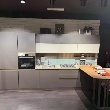 LA CUCINA MODERNA CHE ASPETTAVI AD UN PREZZO OUTLET 