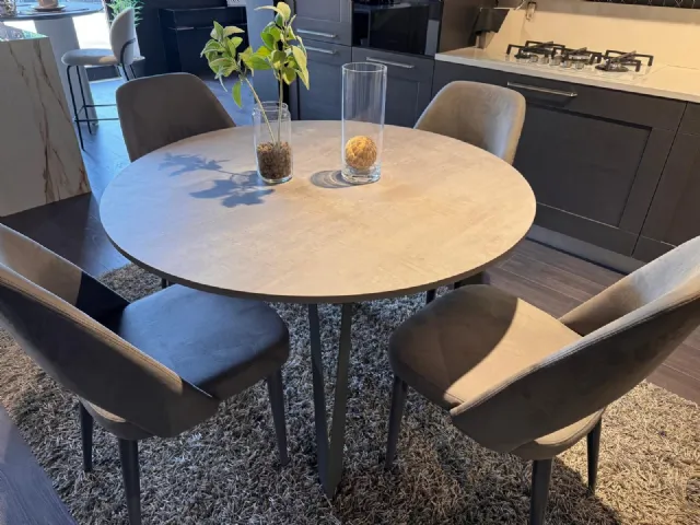 Prezzo Outlet Tavolo modello Jet di Zamagna in pronta consegna