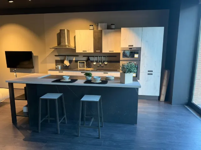 Cucina Kyra Outlet con Elettrodomestici Whirlpool e Top Dekton Kelya - Offerta Imperdibile!