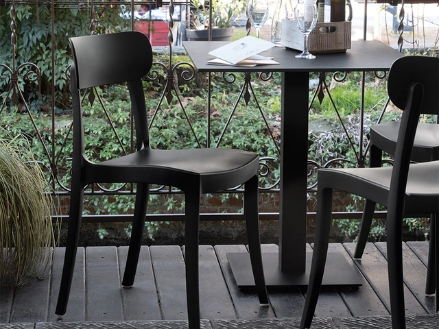 Sedia impilabile Locanda di Connubia Outdoor
